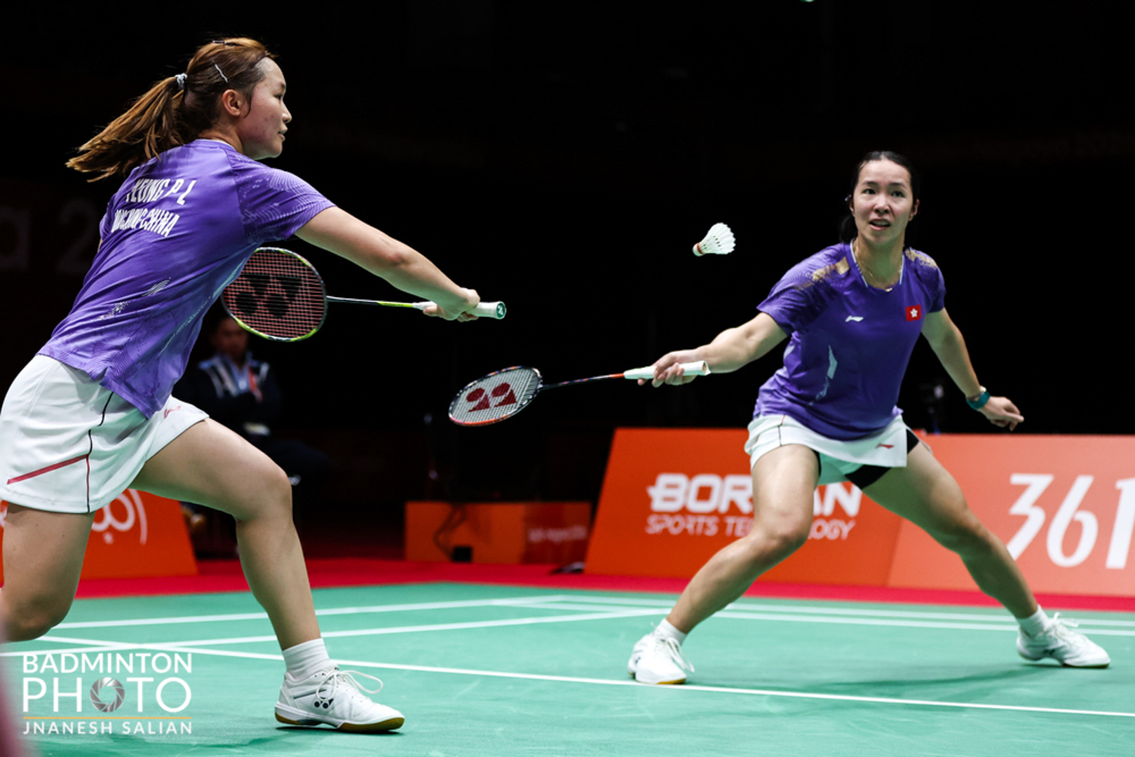 2026亞運會羽毛球女子團體十六強 港隊楊雅婷/楊霈霖以11-21、17-21 不敵馬來西亞陳康樂/蒂娜 (Photo Credit: Badmintonphoto)
